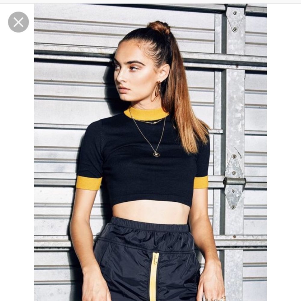 Short Sleeve Crop Mock Neck Sweater